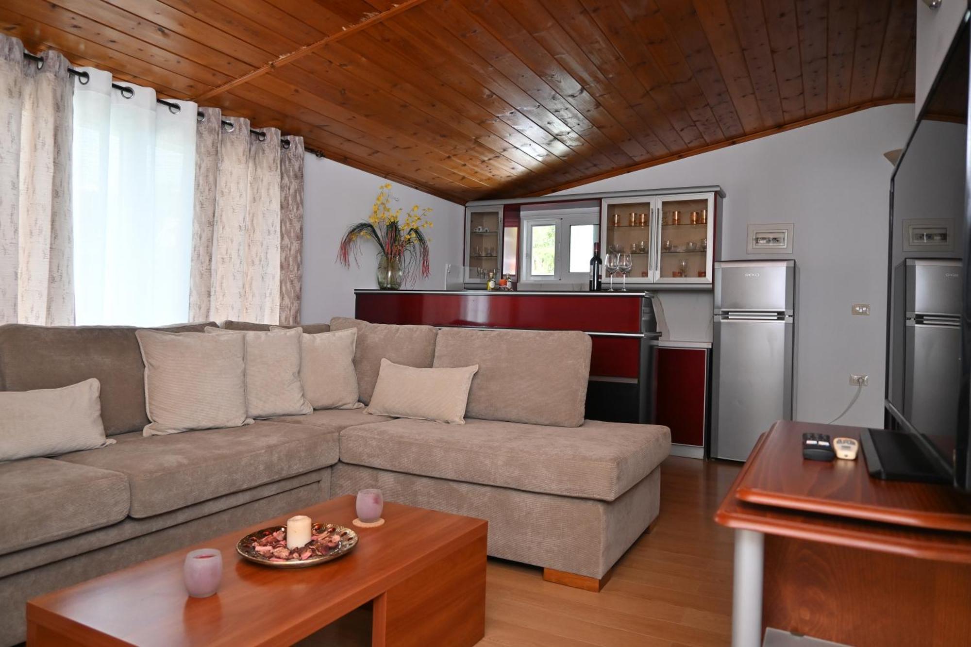 Bella Vista Apartment Borsh Exterior photo