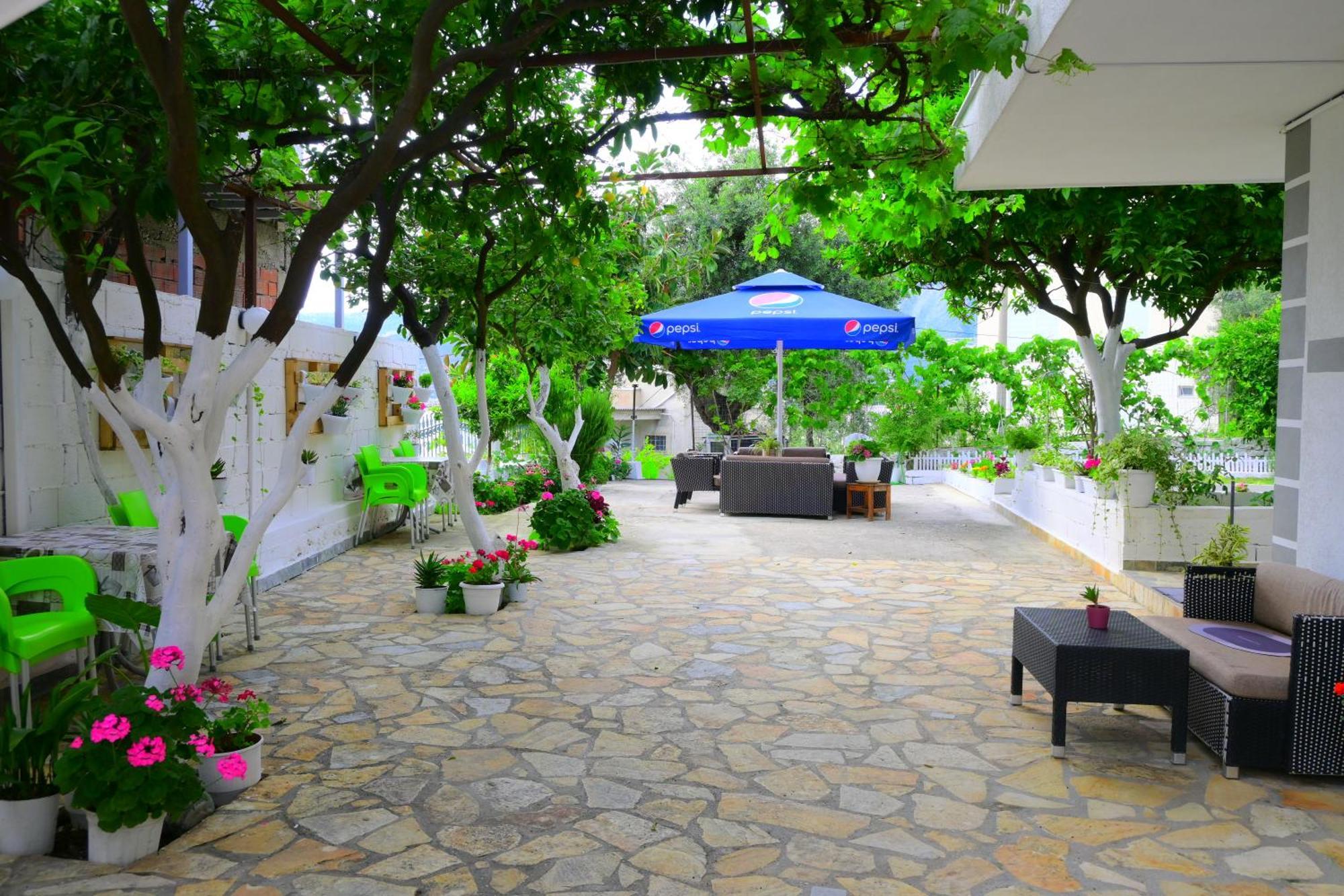 Bella Vista Apartment Borsh Exterior photo